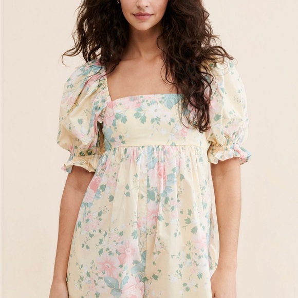 Selkie Pastel Floral Dress with Puff Sleeves - Picture 7 of 8